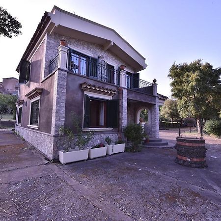 ויאגרנדה Villa Caterina, Alle Pendici Del Vulcano Etna מראה חיצוני תמונה