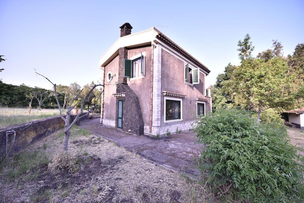 ויאגרנדה Villa Caterina, Alle Pendici Del Vulcano Etna מראה חיצוני תמונה