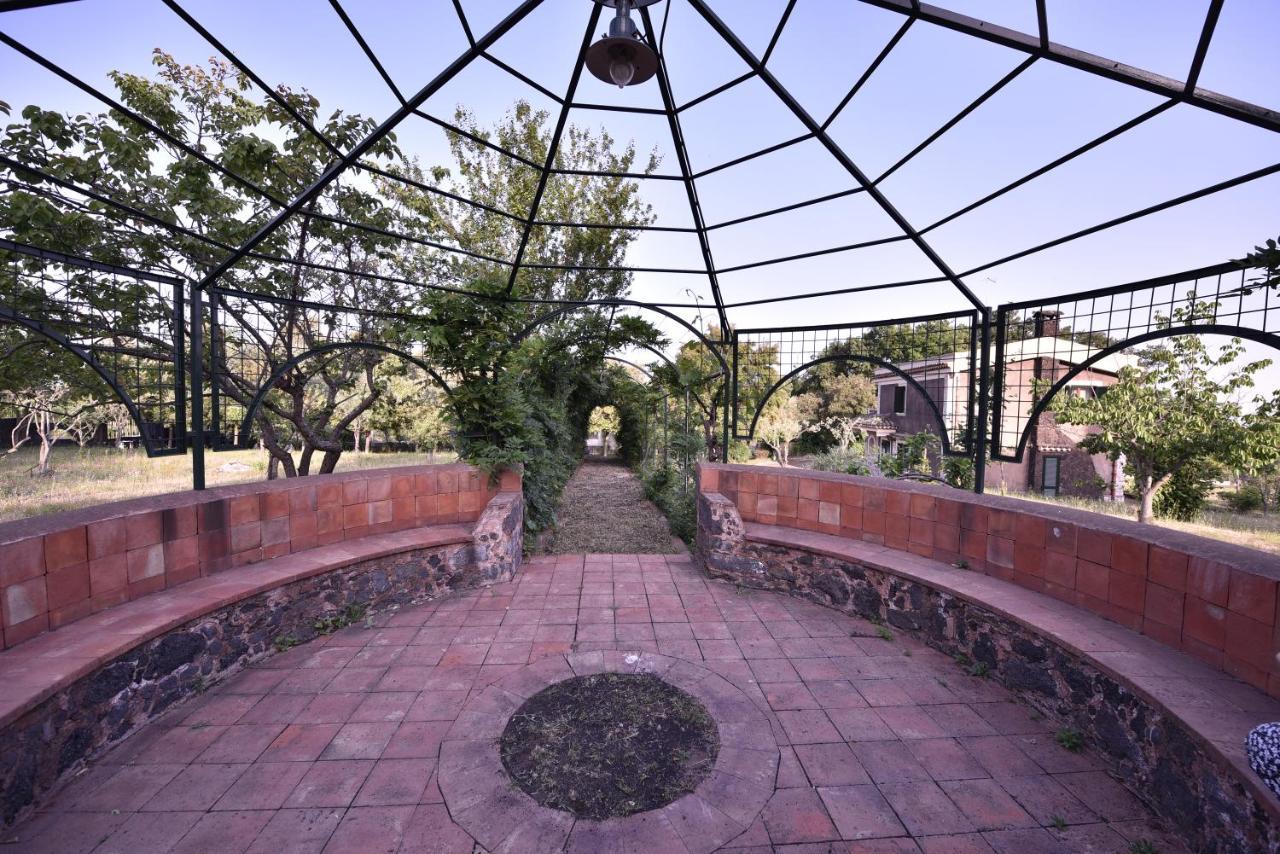 ויאגרנדה Villa Caterina, Alle Pendici Del Vulcano Etna מראה חיצוני תמונה